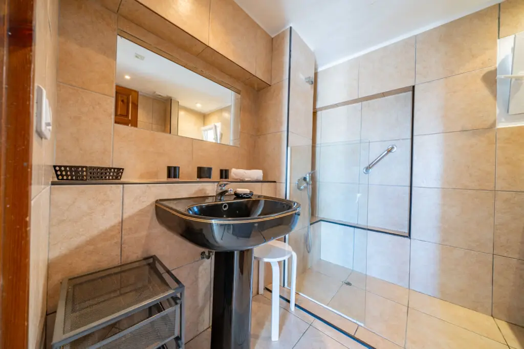 t4cyatoaoqd6uswmrw0f